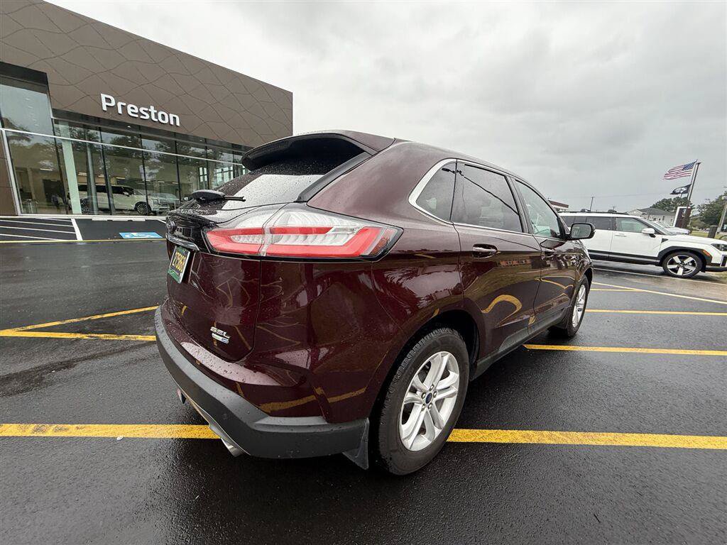Used 2020 Ford Edge SEL w/ Convenience Package AWD/4WD image 8