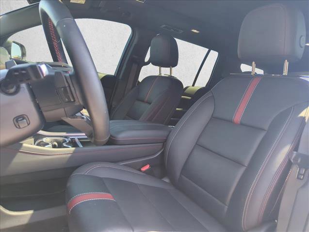 Used 2024 Chevrolet Traverse RS FWD image 17
