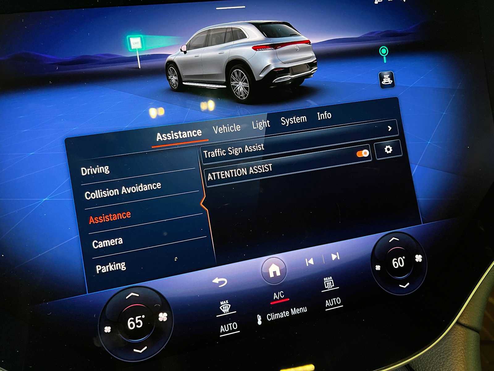 Used 2023 Mercedes-Benz EQS 580 4MATIC SUV image 36