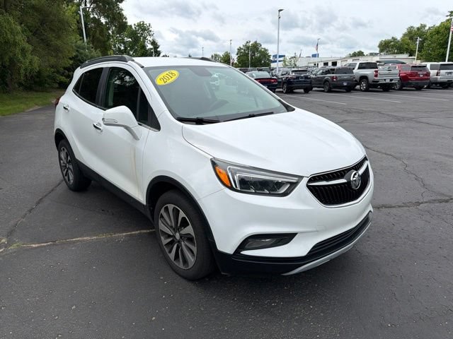 Used 2018 Buick Encore Essence FWD image 2