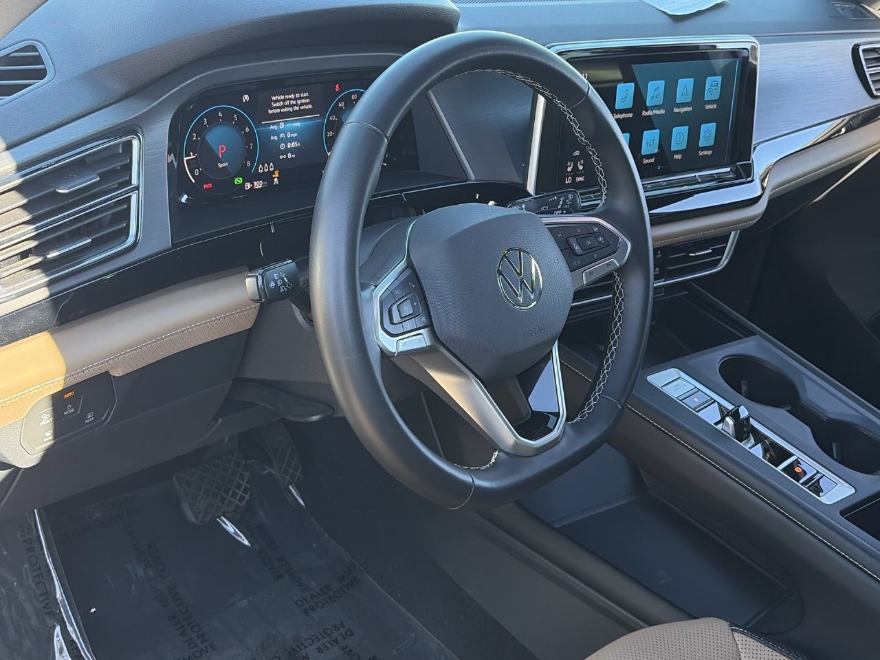 Used 2024 Volkswagen Atlas Cross Sport SE FWD image 17