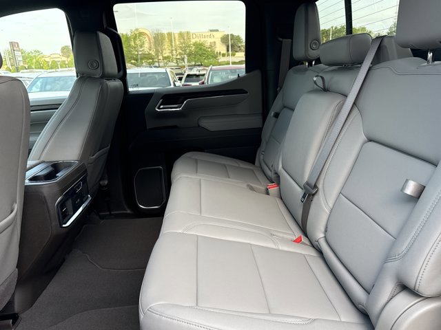 New 2026 GMC Sierra 1500 SLT w/ SLT Premium Plus Package image 6