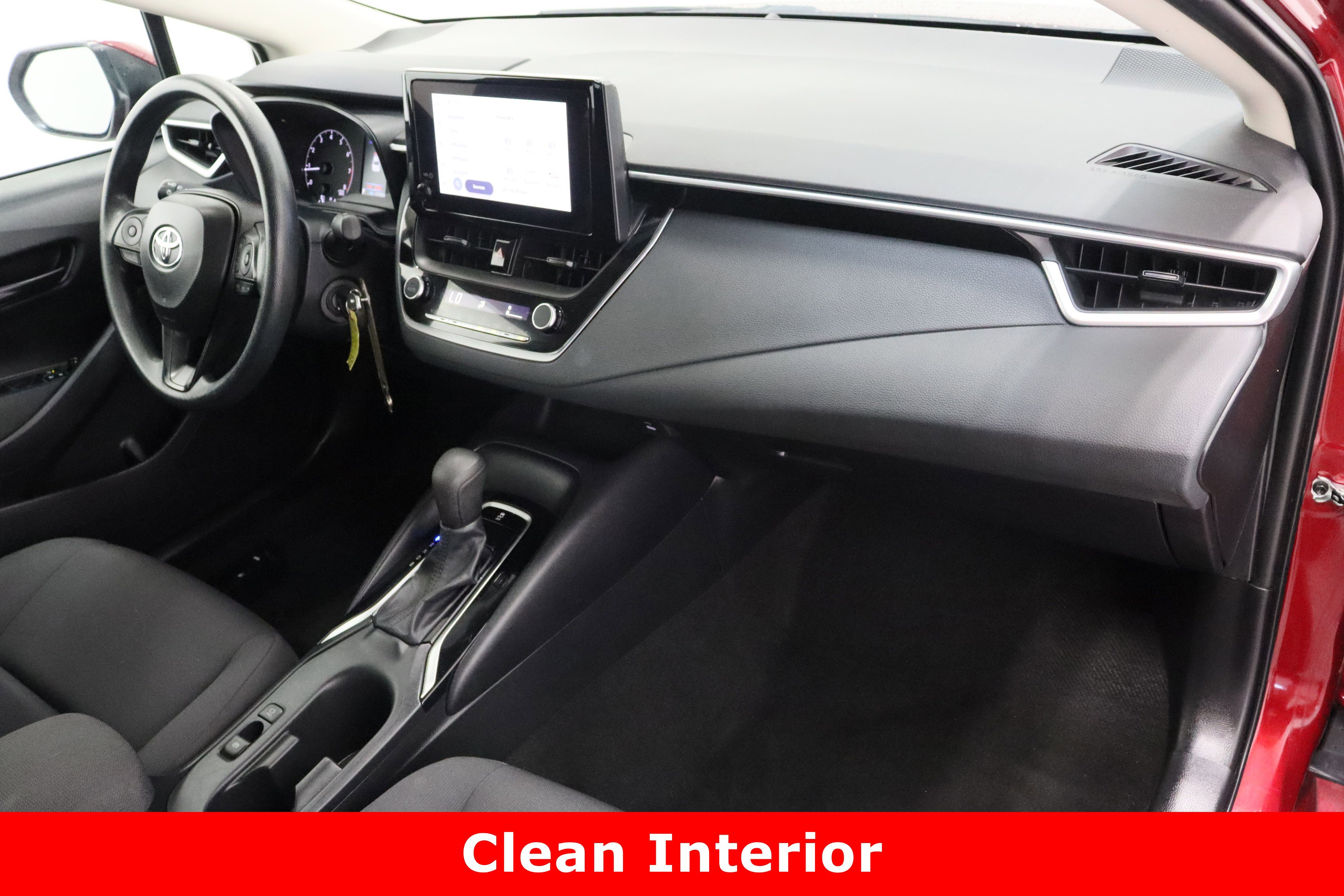 Used 2024 Toyota Corolla LE image 32