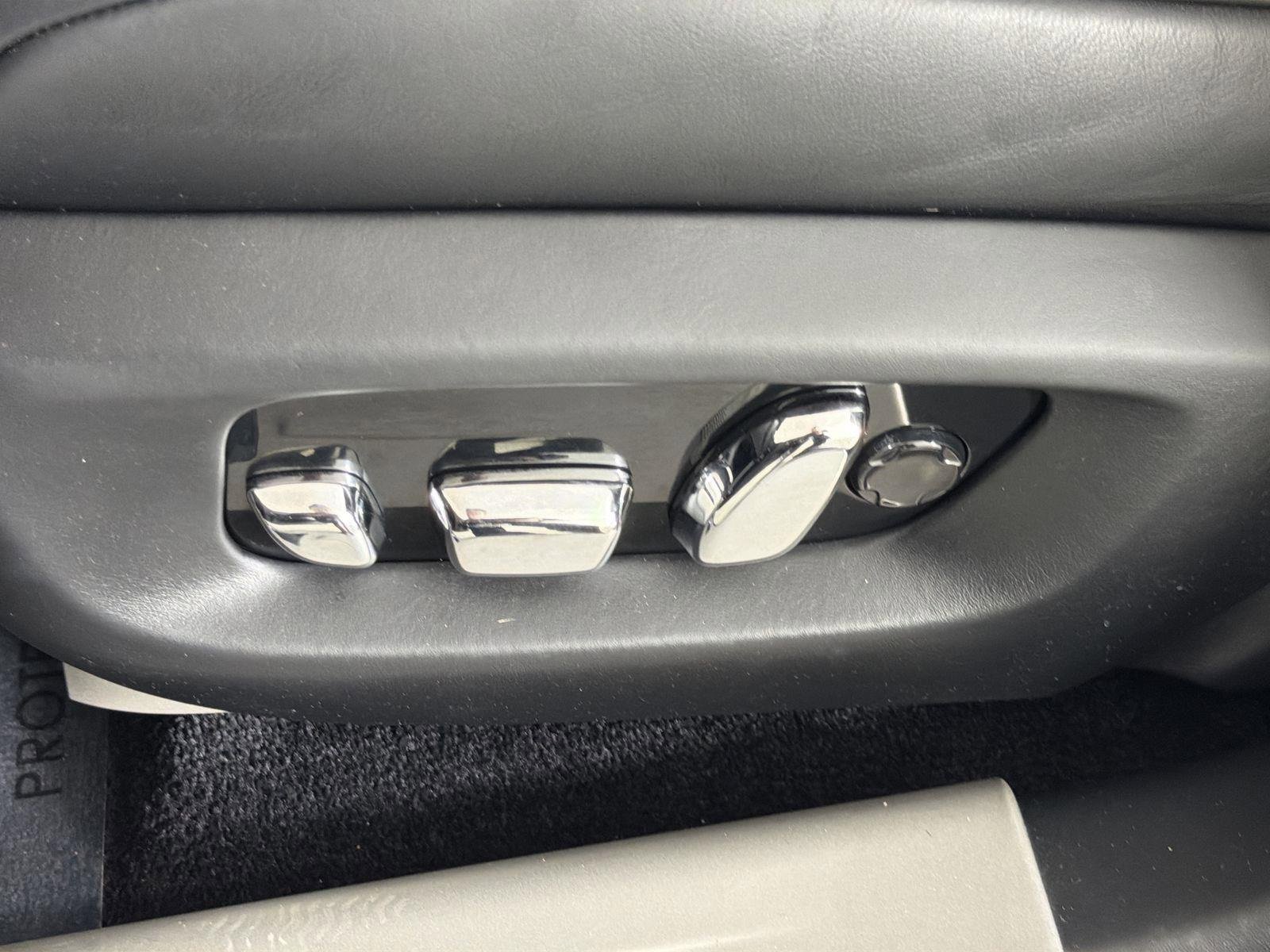 Used 2025 Rolls-Royce Ghost image 22