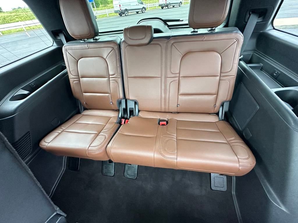 Used 2024 Lincoln Navigator Reserve image 18