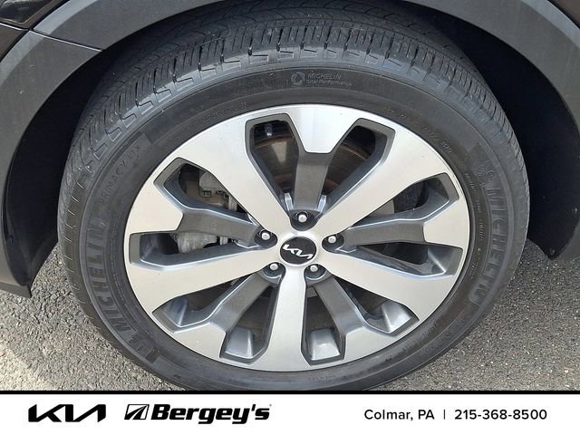 Certified 2022 Kia Telluride EX w/ EX Premium Package AWD/4WD image 9