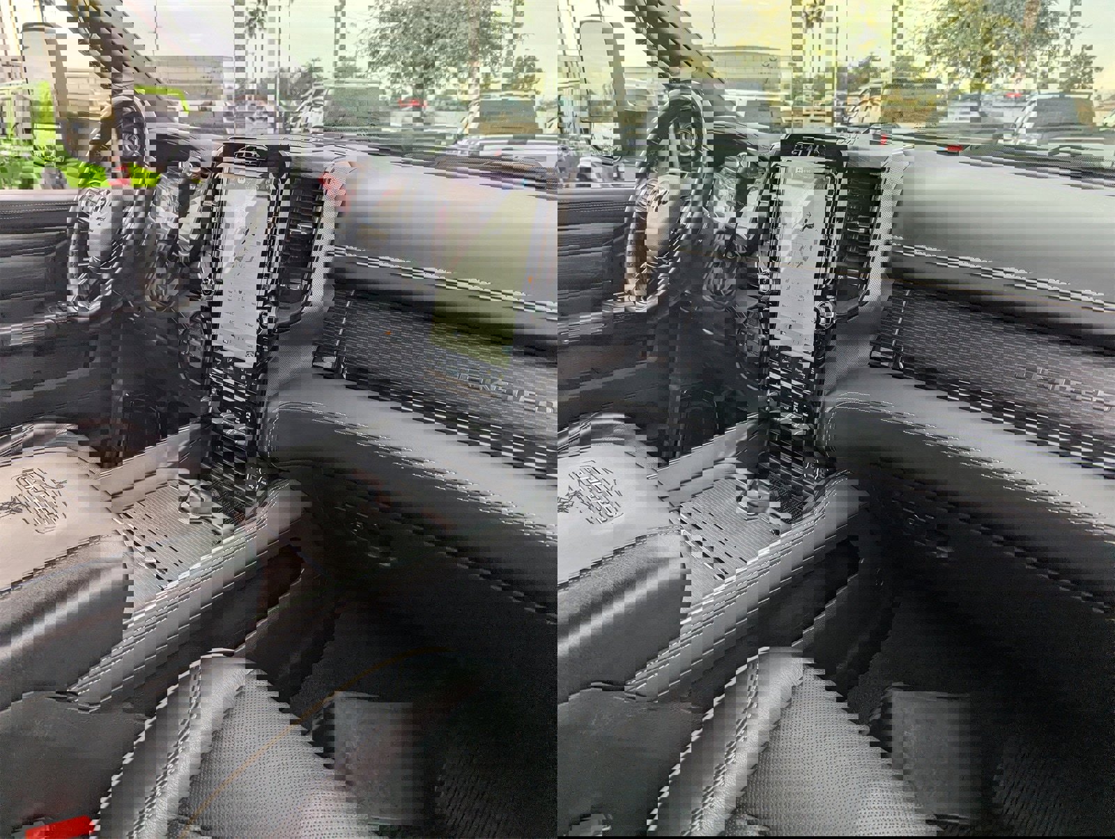 Used 2022 RAM 2500 Limited image 13