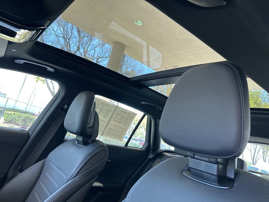 Used 2024 Mercedes-Benz GLC 43 AMG 4MATIC image 20