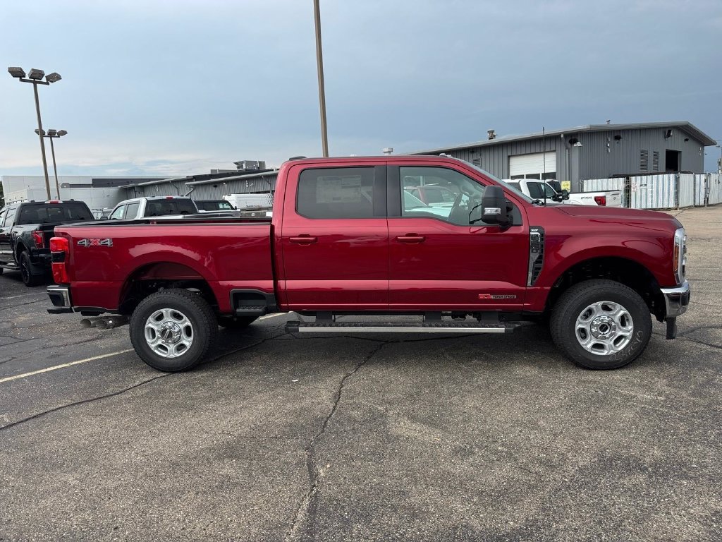New 2026 Ford F350 XLT w/ XLT Premium Package AWD/4WD image 3