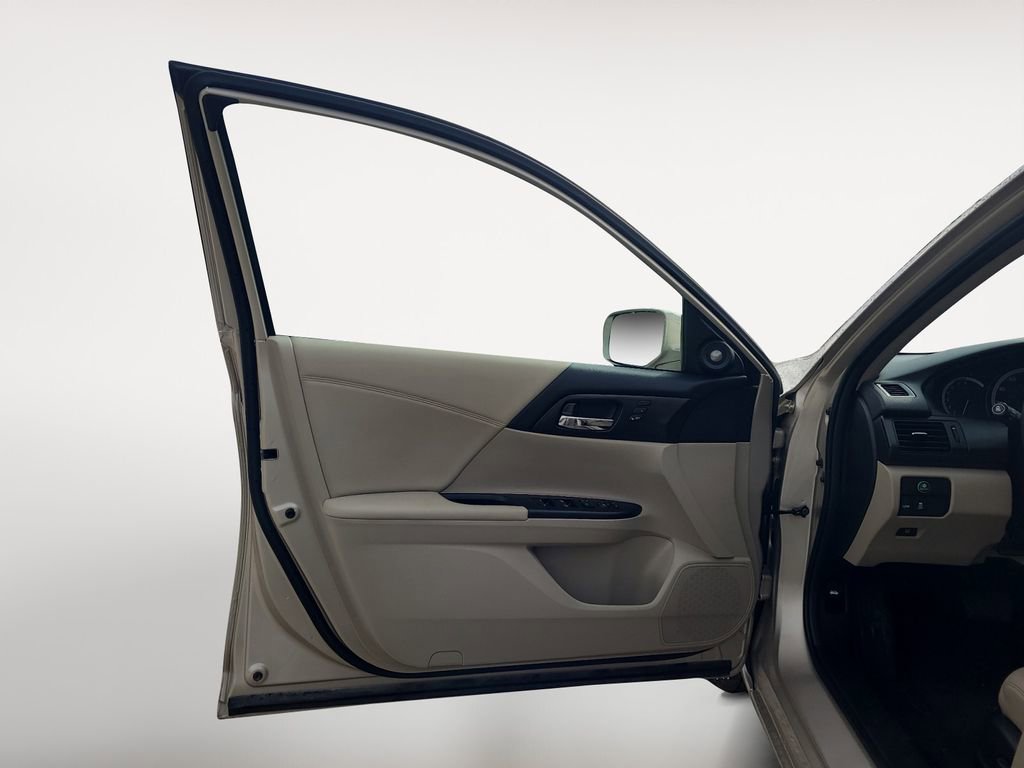 Used 2013 Honda Accord EX-L image 26