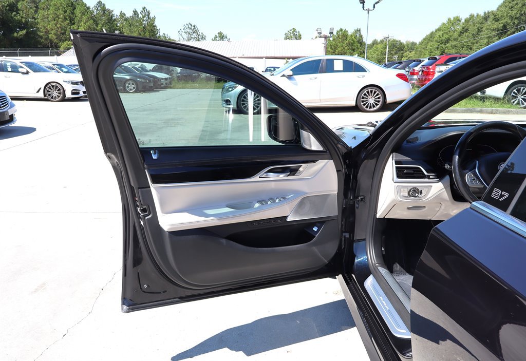 Used 2020 BMW ALPINA B7 xDrive w/ Luxury Rear Seating Package AWD/4WD image 67