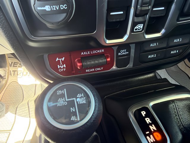 Used 2024 Jeep Wrangler Unlimited AWD/4WD image 24