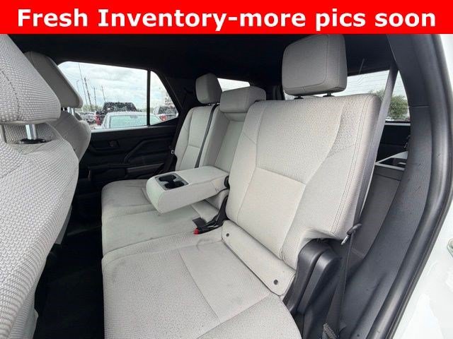 Used 2025 Toyota 4Runner SR5 RWD image 9