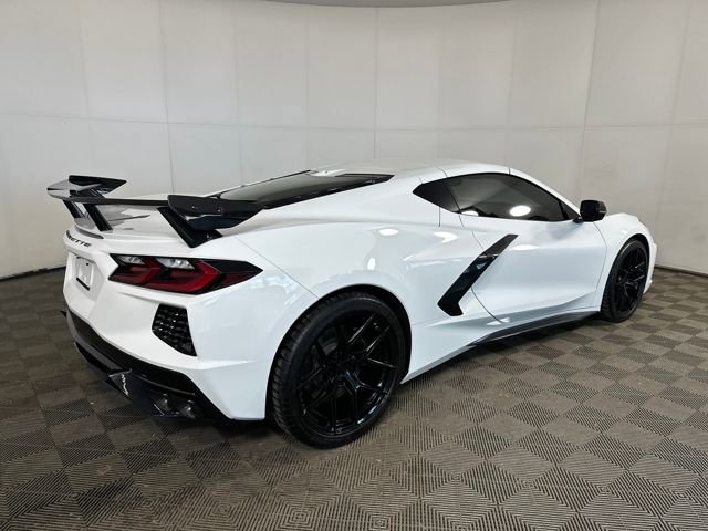 Used 2024 Chevrolet Corvette Stingray Preferred Cpe w/ Z51 Performance Package image 4