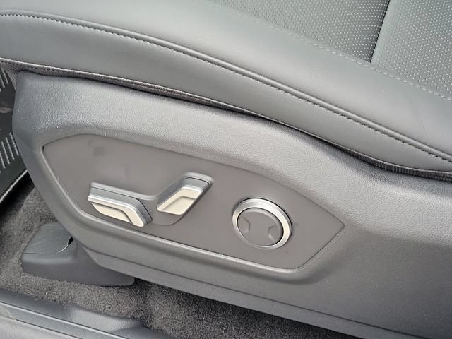 New 2026 Hyundai Santa Fe SEL FWD image 19