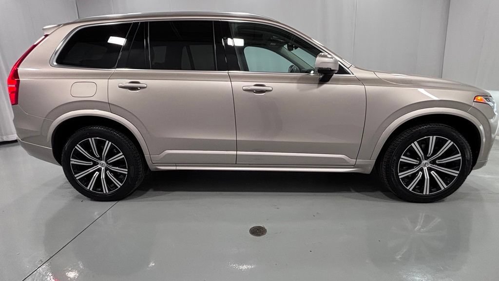 Certified 2023 Volvo XC90 B5 Core w/ Climate Package AWD/4WD image 5