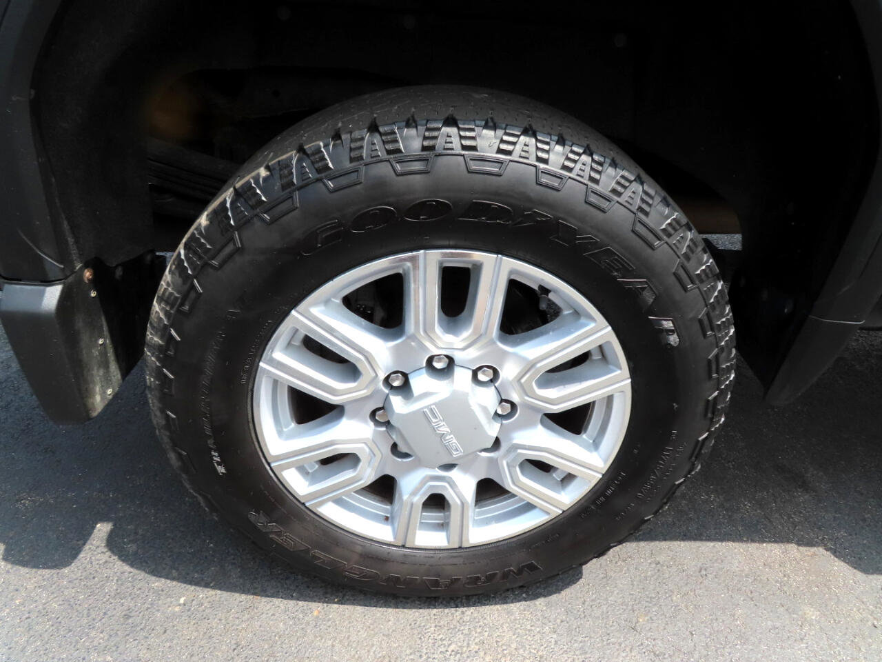 Used 2020 GMC Sierra 2500 SLT w/ SLT Premium Plus Package image 21