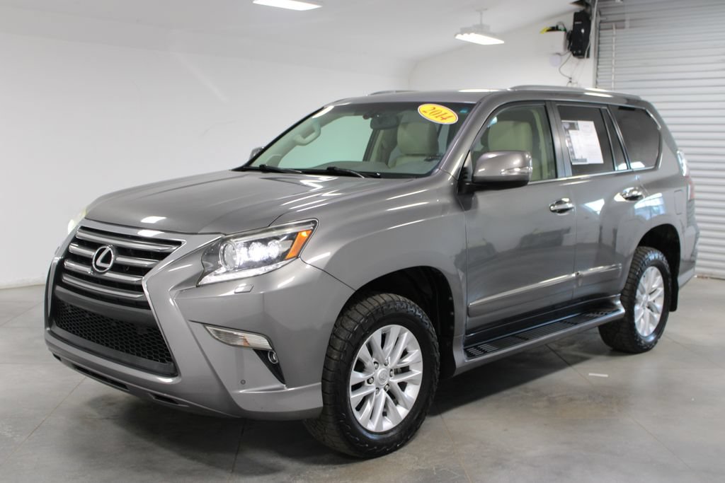 Used 2014 Lexus GX 460 w/ Premium Package AWD/4WD image 4