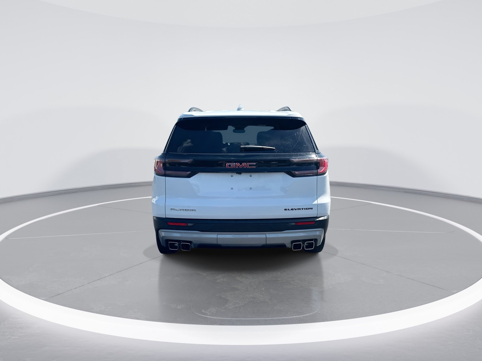 Used 2024 GMC Acadia Elevation w/ Luxury Package FWD image 8
