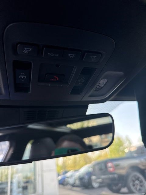 Used 2025 Toyota Camry XSE w/ Premium Package image 15