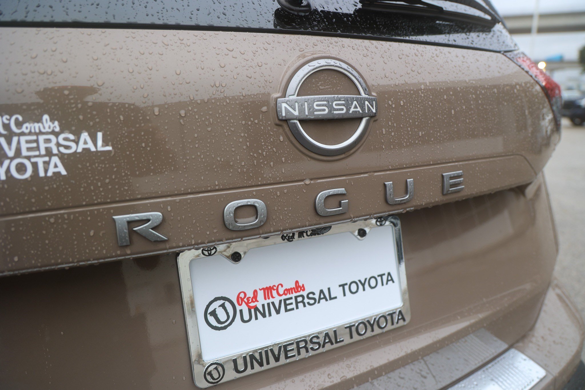 Used 2025 Nissan Rogue SV FWD image 12