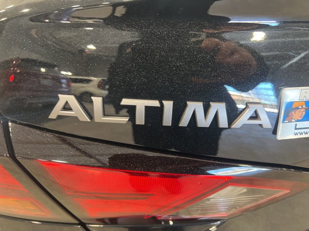 Certified 2024 Nissan Altima 2.5 SR w/ SR Premium Package image 32