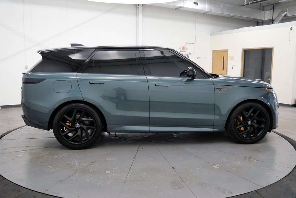 Used 2023 Land Rover Range Rover Sport SE Dynamic AWD/4WD image 8