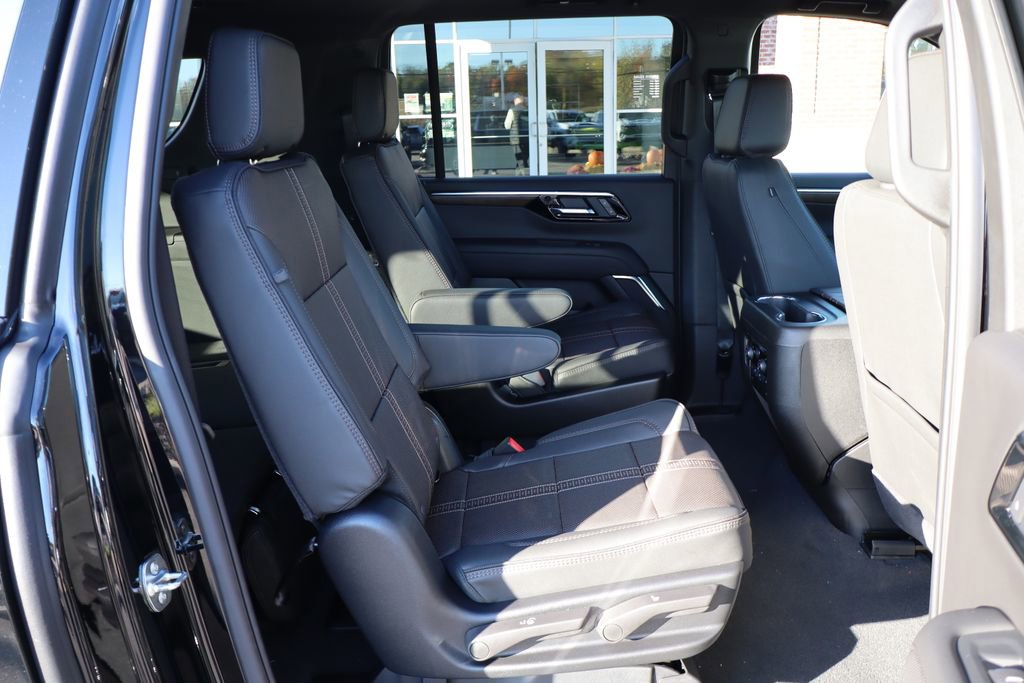 New 2026 Chevrolet Suburban High Country image 52