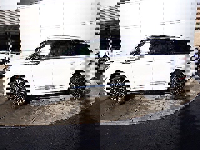 New 2026 Lincoln Aviator Black Label w/ Dynamic Handling Package image 2