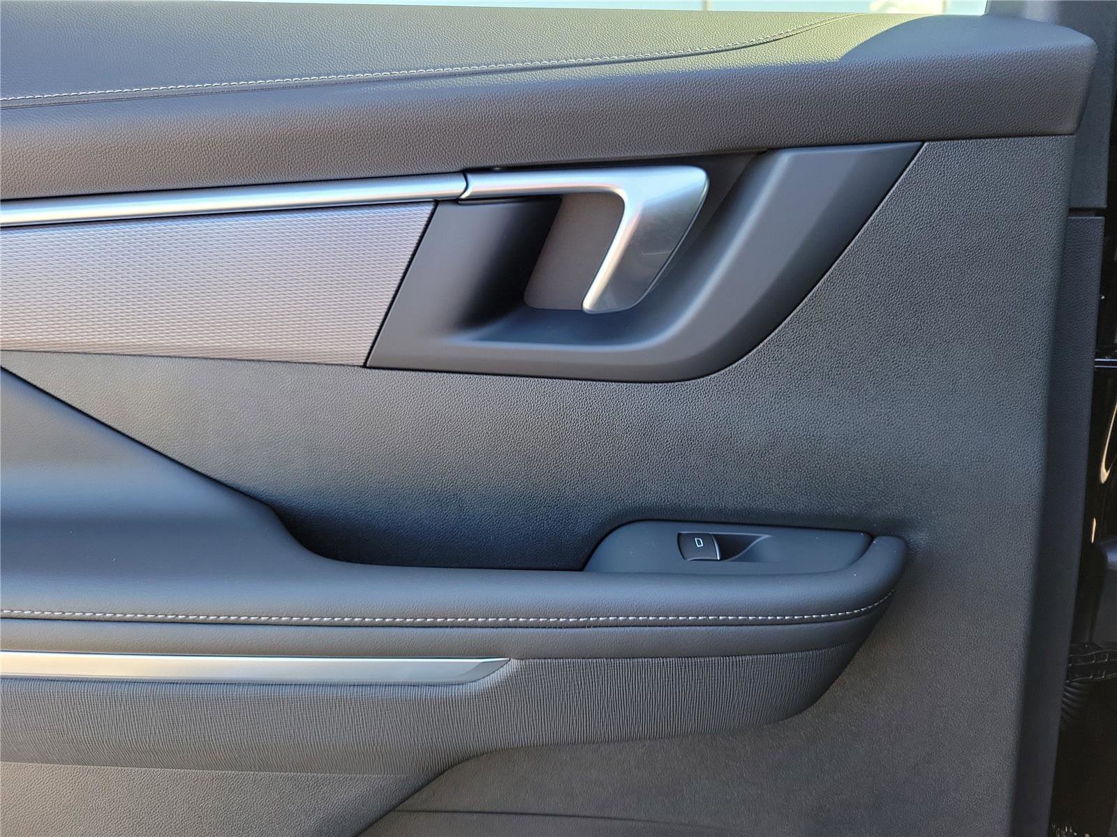 New 2026 Buick Enclave Sport Touring w/ Power Package image 12