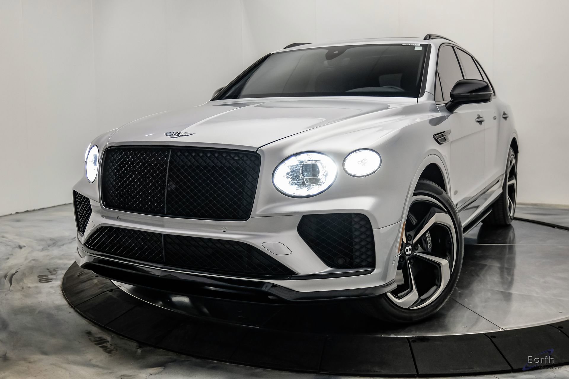 Used 2022 Bentley Bentayga AWD/4WD image 5