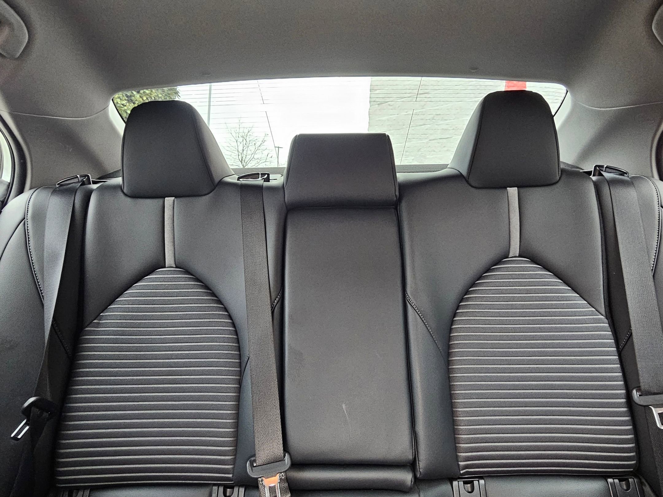 Used 2022 Toyota Camry SE FWD image 24