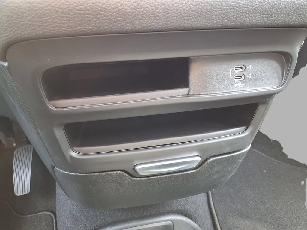 New 2026 Chrysler Pacifica Select w/ S Appearance Package FWD image 10