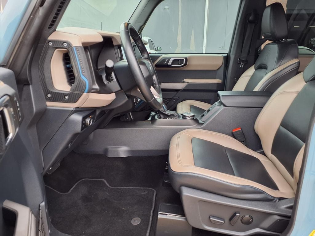 Used 2023 Ford Bronco Wildtrak AWD/4WD image 10