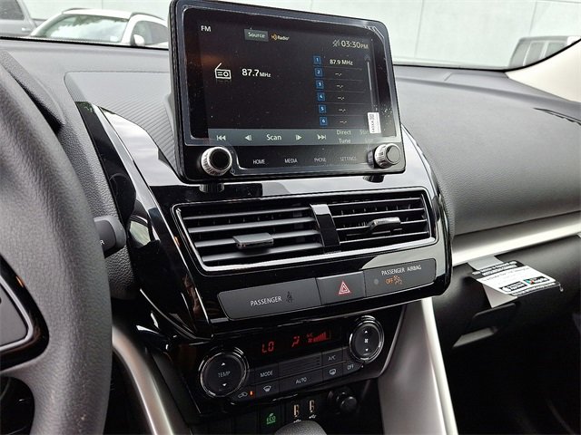 New 2025 Mitsubishi Eclipse Cross LE image 9