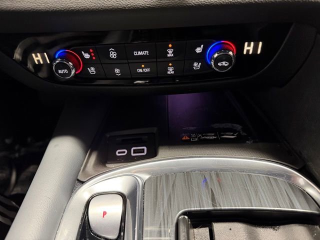 Used 2024 Buick Enclave Premium image 32