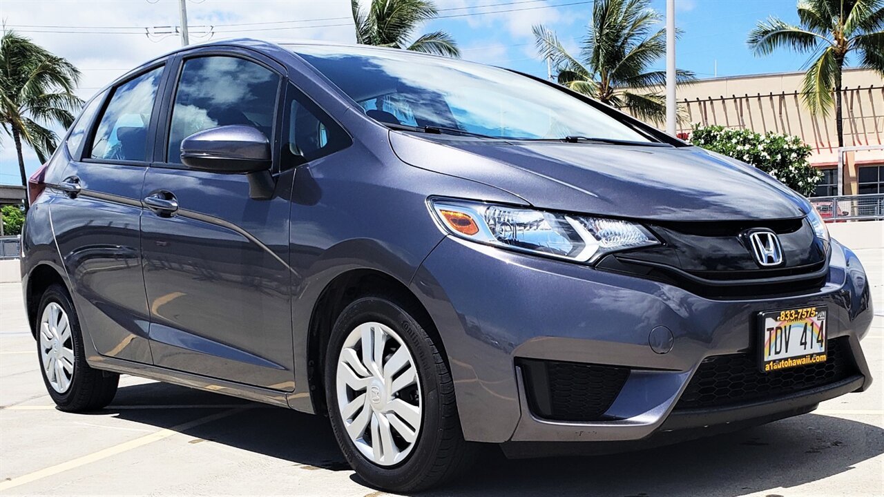 Used 2017 Honda Fit LX image 4