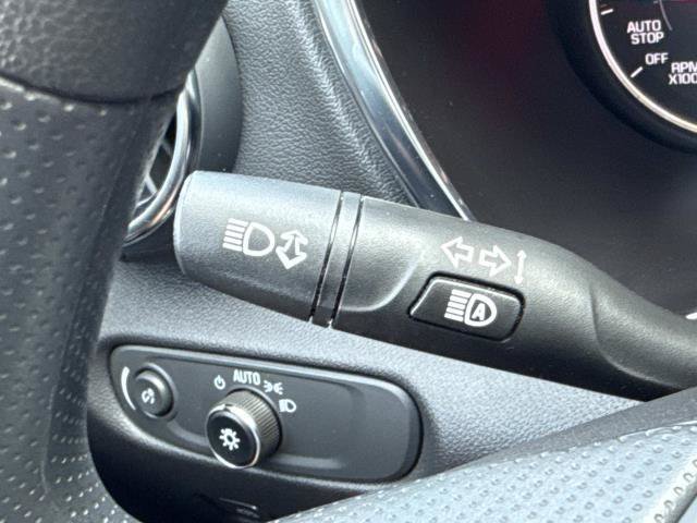 Used 2025 Chevrolet Blazer LT AWD/4WD image 12