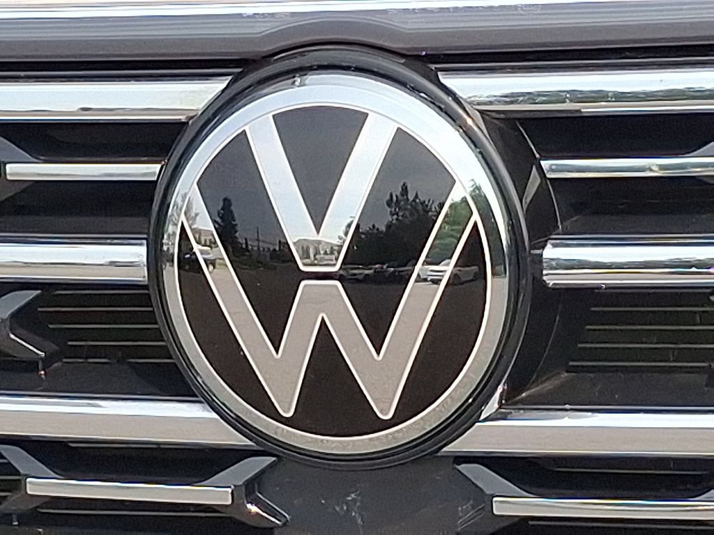 Used 2024 Volkswagen Atlas SEL AWD/4WD image 28