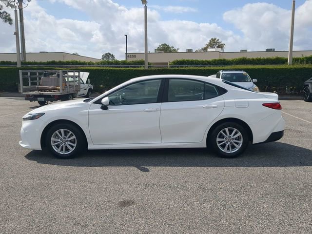 Certified 2025 Toyota Camry LE image 7