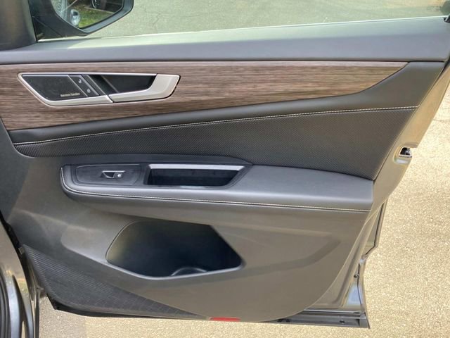 Used 2024 Volkswagen Atlas SEL Premium R-Line image 37