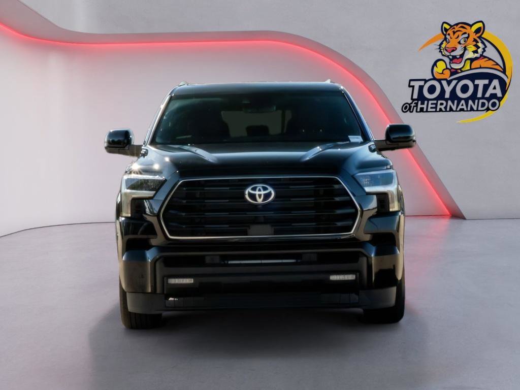 Used 2025 Toyota Sequoia SR5 AWD/4WD image 2