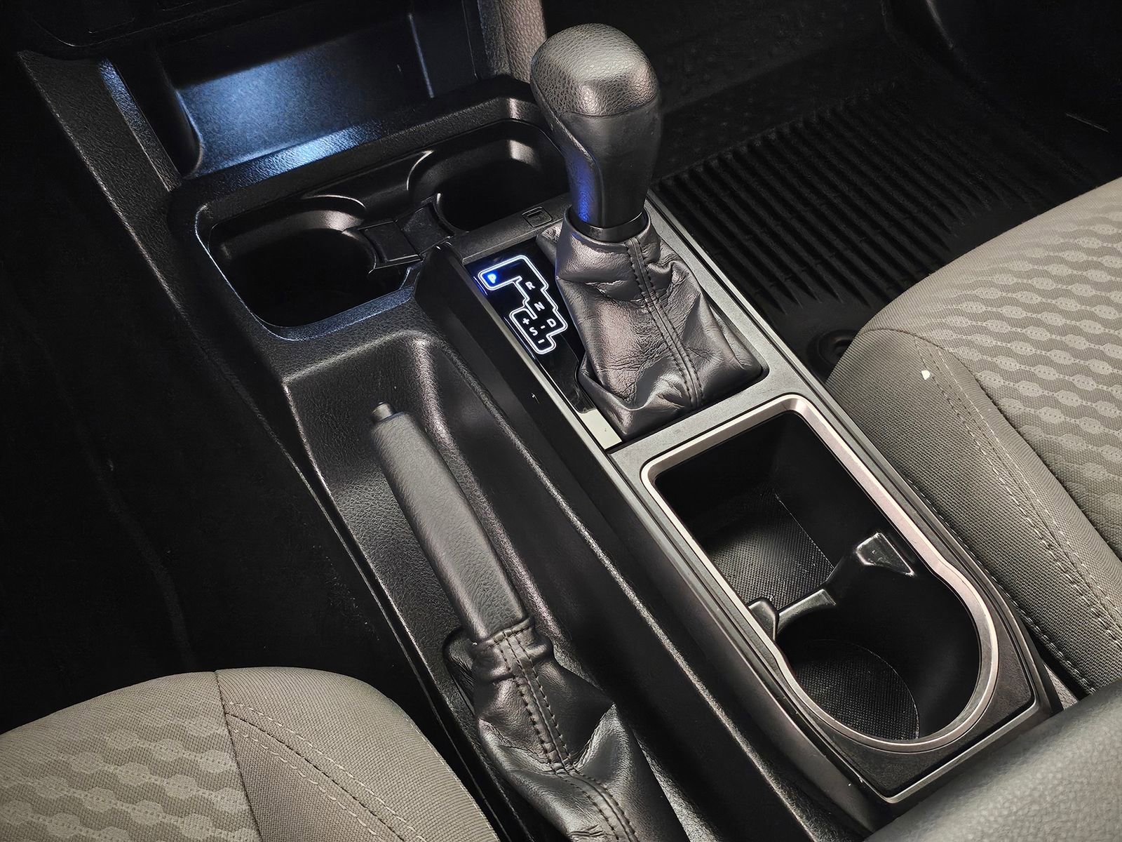 Used 2023 Toyota Tacoma SR image 25