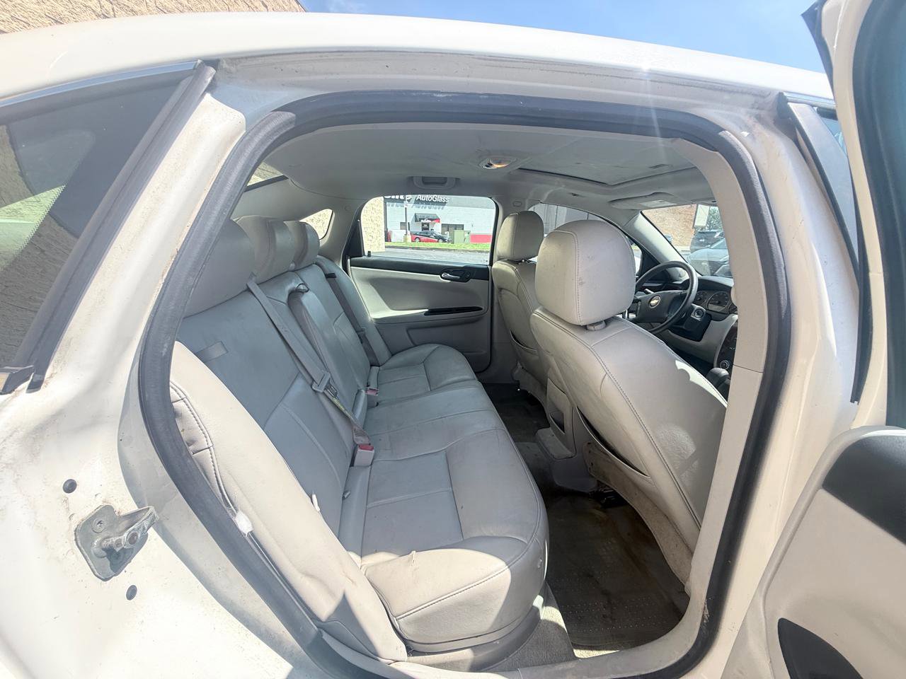 Used 2008 Chevrolet Impala LT FWD image 12