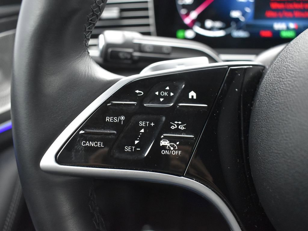 Used 2024 Mercedes-Benz GLE 450e 4MATIC image 16