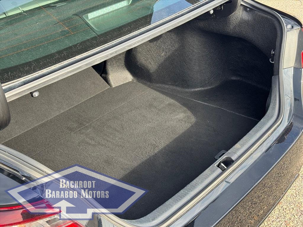 Used 2024 Toyota Camry SE image 5