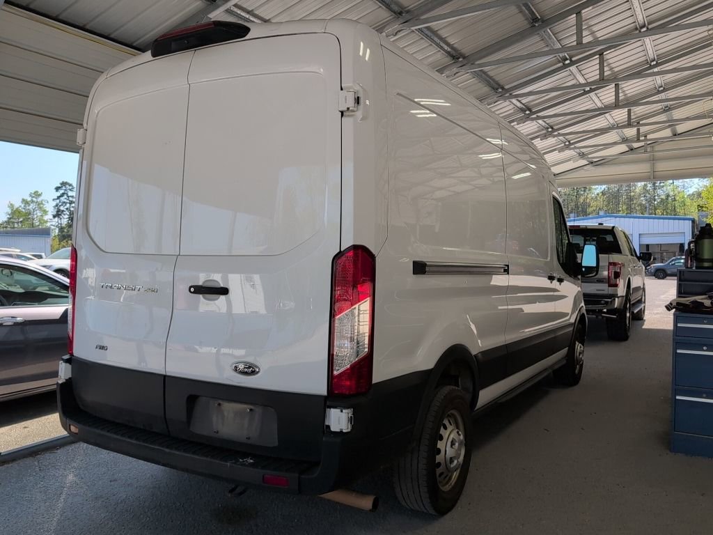 Used 2023 Ford Transit 250 Medium Roof AWD image 3