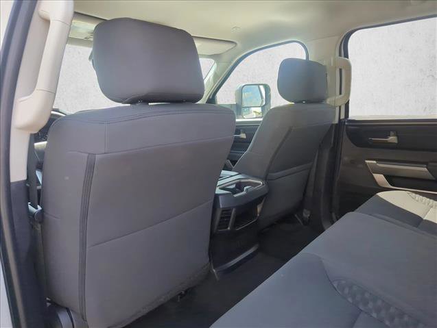Used 2022 Toyota Tundra SR5 w/ SR5 Convenience Package AWD/4WD image 18
