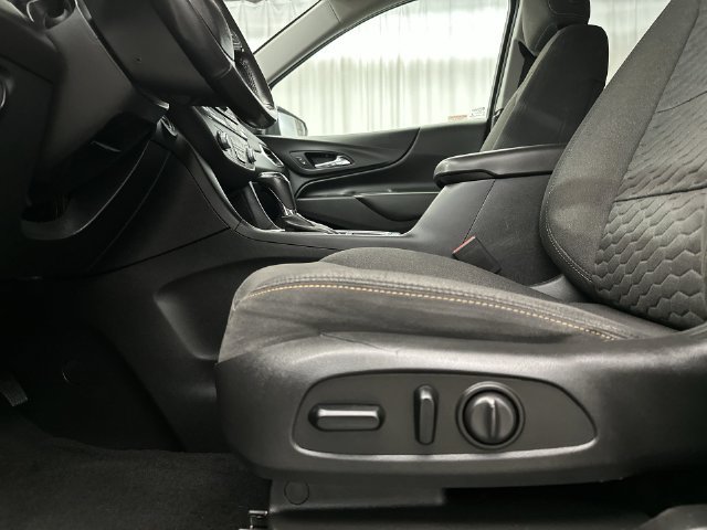 Used 2019 Chevrolet Equinox LT AWD/4WD image 18