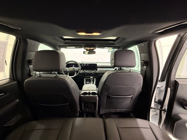 Used 2024 Chevrolet Colorado LT w/ LT Convenience Package III image 27